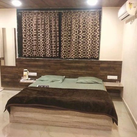Mauli Niwas Villa Матеран Екстериор снимка