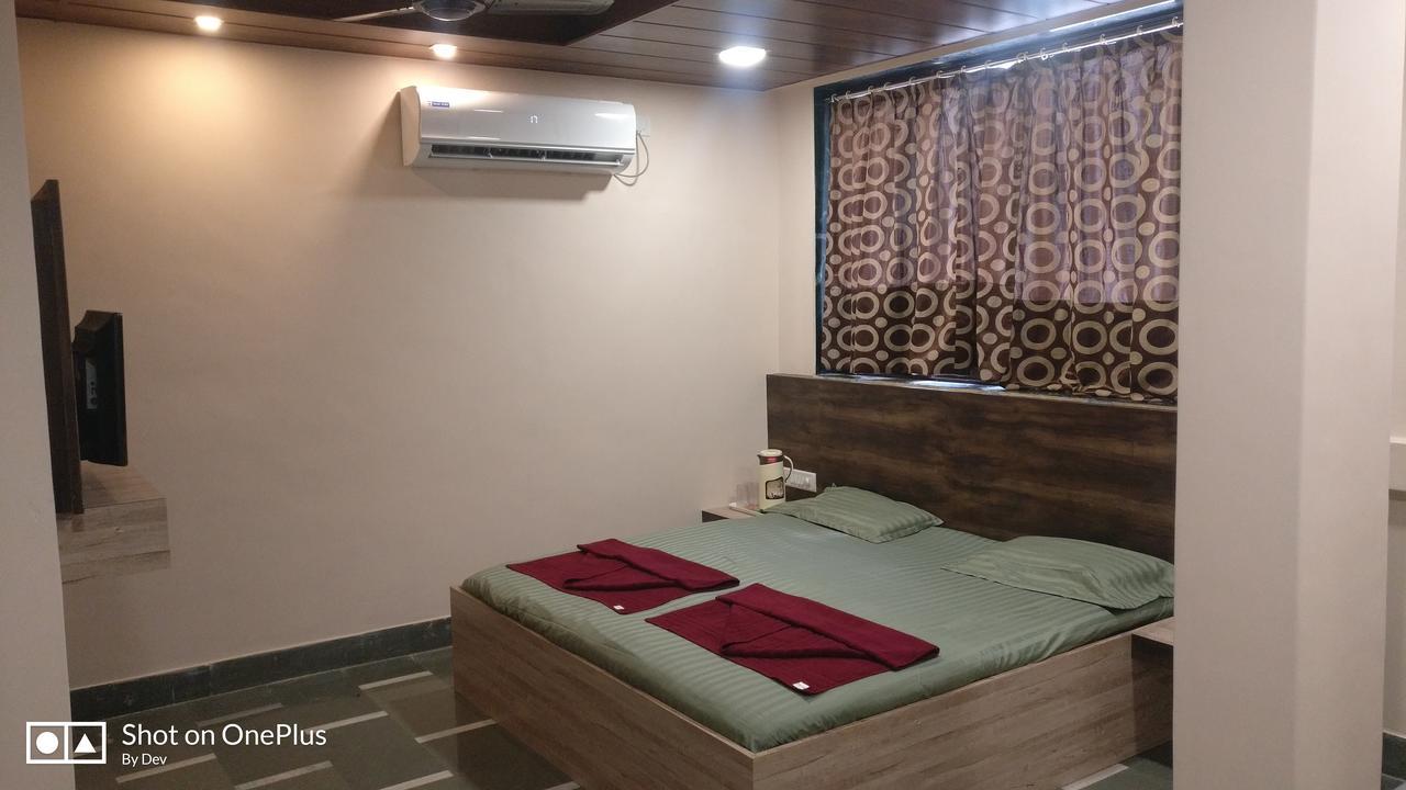 Mauli Niwas Villa Матеран Екстериор снимка
